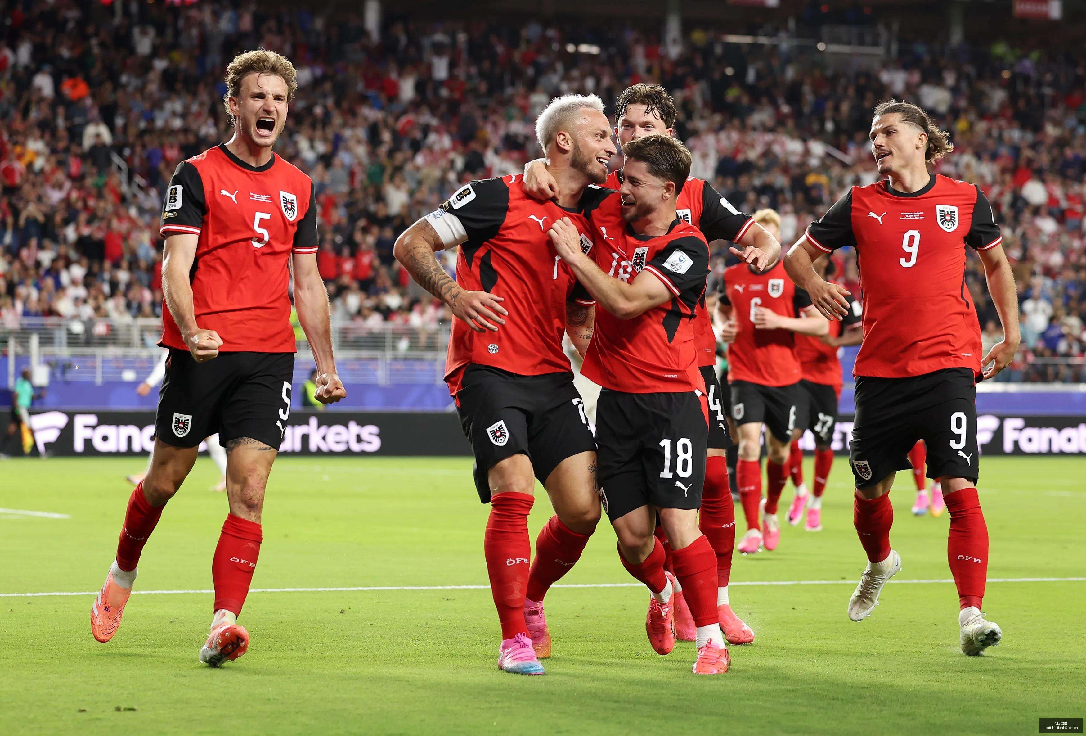 篮球终极对,决博尔赫斯,挑战赛,Nba即时比分,NBA实时比分,NBA赛事数据,NBA篮球比分,篮球赛事信息
