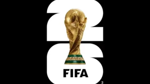 瓜帅温情慰藉昔日爱徒，泪含慈爱意浓！